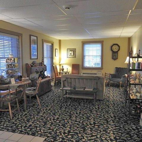 Country Living Inn Smoketown  Bagian luar foto